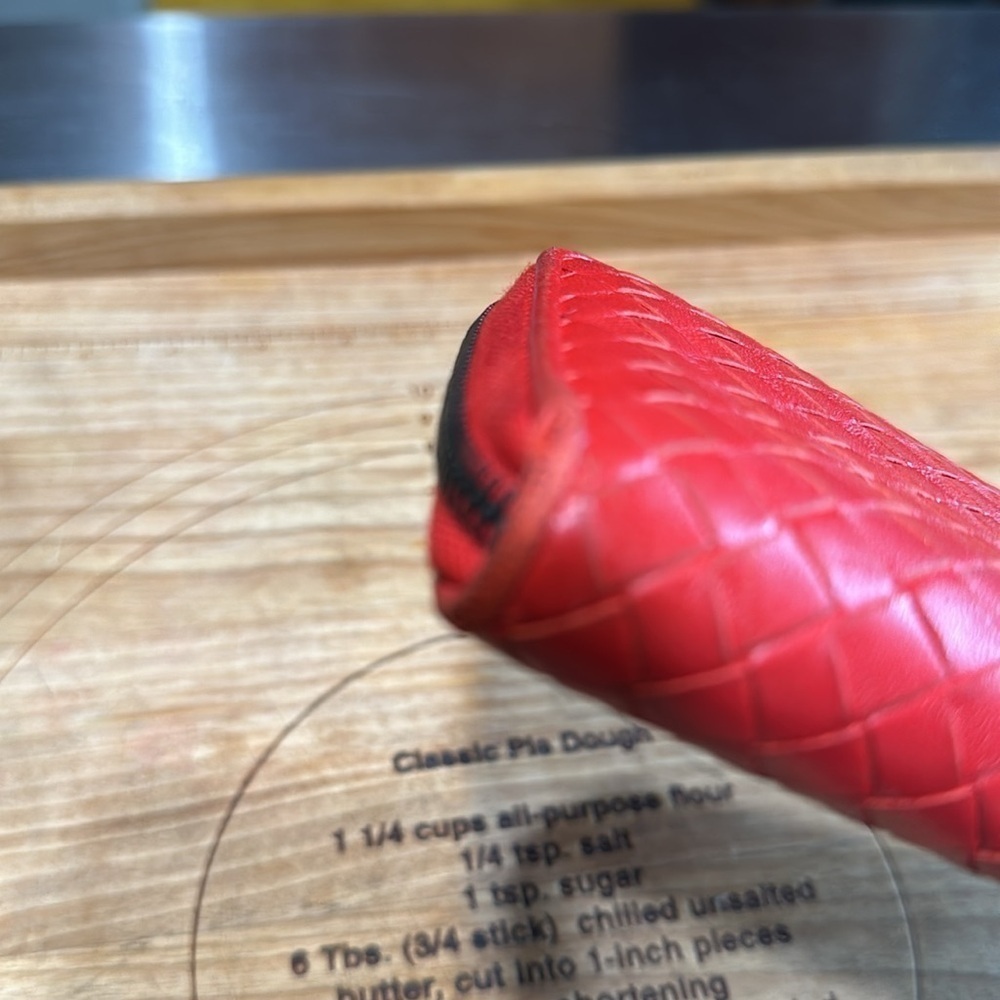 Bottega Veneta red wallet. - Picture 5 of 14
